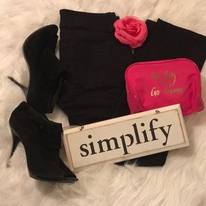 CAbi Jeans Black Denim Stretch Straight Leg